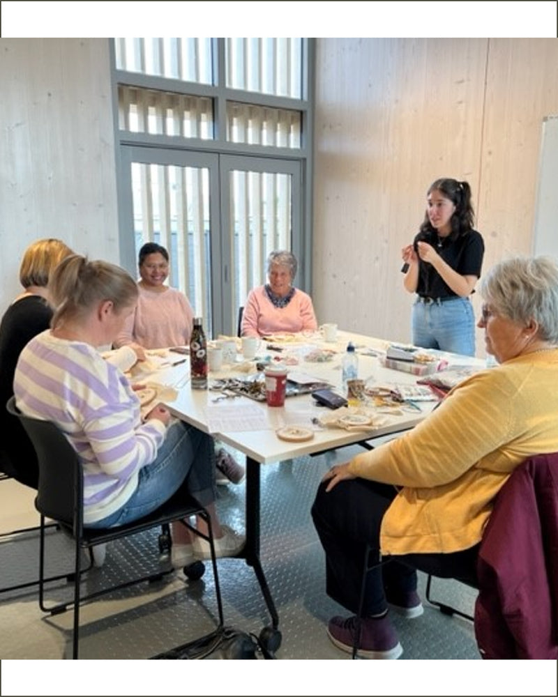 Learn to Embroider Beginners Workshop 'Bottled Sunshine'