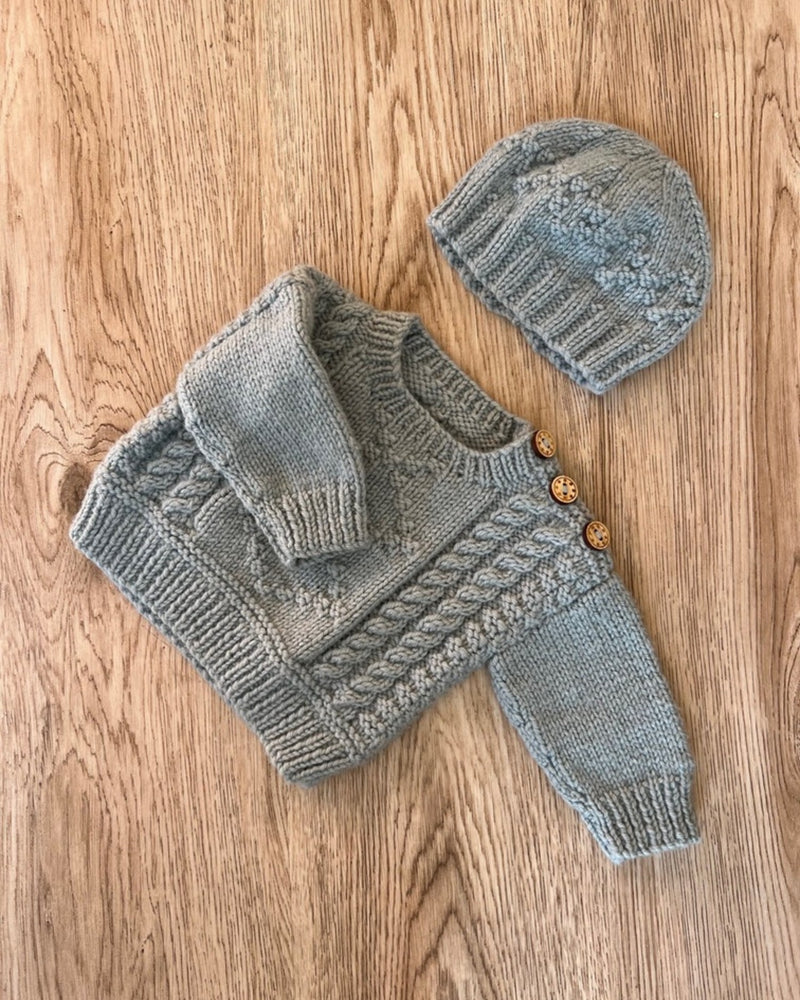 Sebbe Sweater and Hat Kit